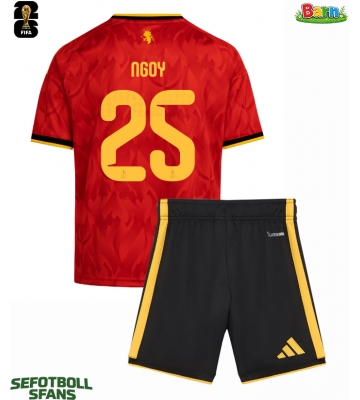 Belgien Nathan Ngoy #25 Hemmaställ Barn VM 2026 Kortärmad (+ Korta byxor)